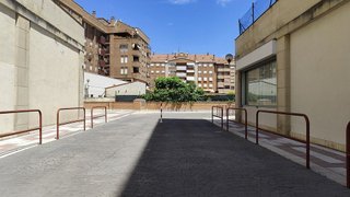 Garaje en venta en San Adrián - La Cava en Logroño