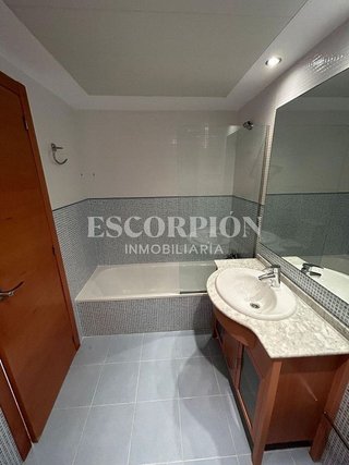 Piso en alquiler en Casas Verdes en Paterna