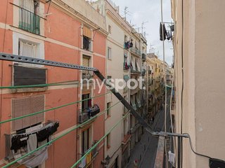 Piso en alquiler en El Raval en Barcelona