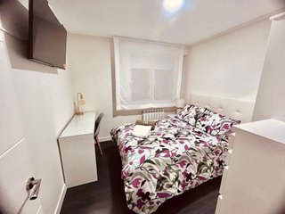 Piso en alquiler en Plaza España - Villa Pilar - Reyes Católicos - Vadillos en Burgos