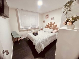Piso en alquiler en Plaza España - Villa Pilar - Reyes Católicos - Vadillos en Burgos