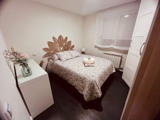 Piso en alquiler en Plaza España - Villa Pilar - Reyes Católicos - Vadillos en Burgos
