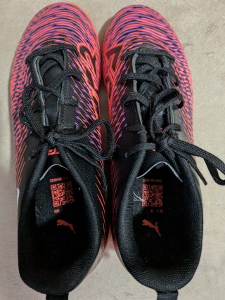 Scarpe da calcio Puma bambino nero/rosa