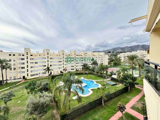 Piso en venta en Playamar en Torremolinos
