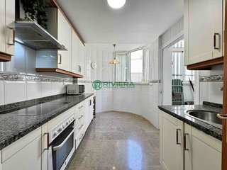 Piso en venta en Playamar en Torremolinos