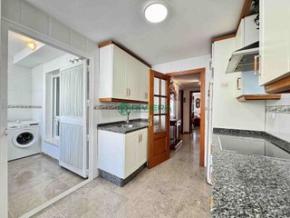 Piso en venta en Playamar en Torremolinos