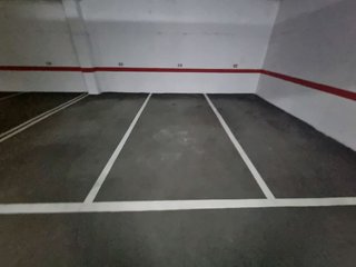 Garaje en alquiler en Montecerrao en Oviedo