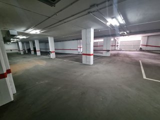 Garaje en alquiler en Montecerrao en Oviedo