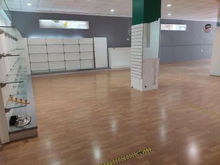 Local comercial en venta en Almansa