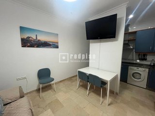 Piso en alquiler en La Caleta - La Viña en Cádiz