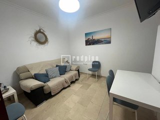 Piso en alquiler en La Caleta - La Viña en Cádiz