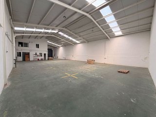 Nave industrial en alquiler en Polígonos - Recinto Ferial Cortijo de Torres en Málaga