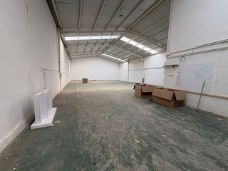 Nave industrial en alquiler en Polígonos - Recinto Ferial Cortijo de Torres en Málaga