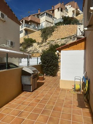 Casa adosada en venta en Cala de Finestrat en Finestrat