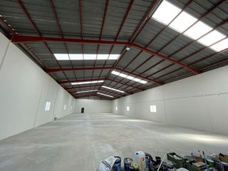 Nave industrial en alquiler en Fuente Alamo