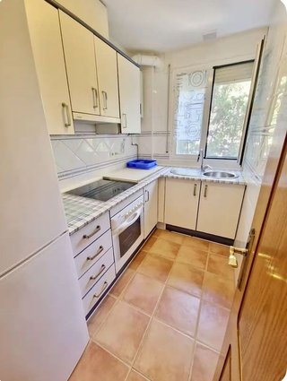 Piso en alquiler en La Carihuela en Torremolinos