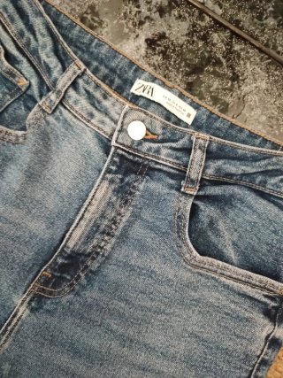 Pantalón vaquero Zara
