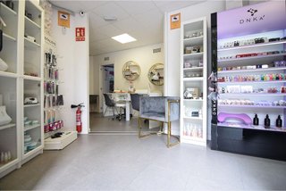 Local comercial en alquiler en La Sagrada Família en Barcelona