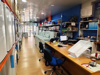 Local comercial en venta en El Centre en Esplugues de Llobregat