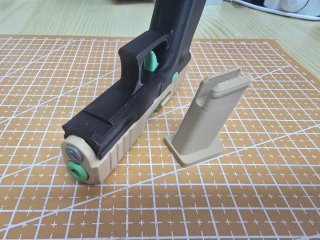 Llavero Pistola Glock Juguete