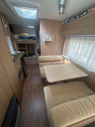 Caravana burstner averso 480