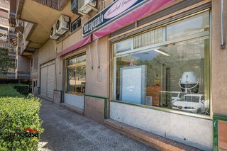 Local comercial en venta en Barrio de Zaidín en Granada