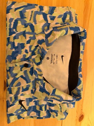 Polo Nike deportivo estampado