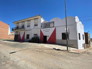 Nave industrial en venta en Peñalsordo