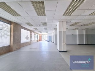 Local comercial en alquiler en Ensanche - Diputación en Alicante
