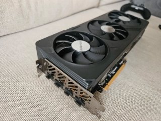 Gigabyte RX 7800 XT Tarjeta Gráfica