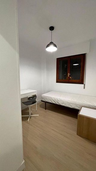 Piso en alquiler en Gamarra - La Trinidad en Málaga
