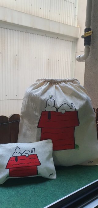 Mochila y neceser Snoopy
