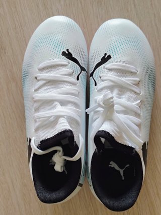 Botas Fútbol Puma T.30 A ESTRENAR