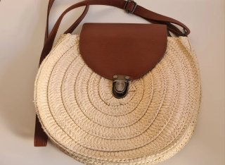 Bolso de rafia redondo con detalles marrones