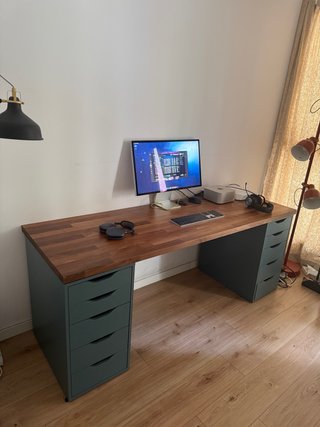 Escritorio madera y metal