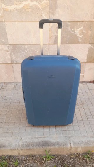 Maleta grande Roncato azul poco uso