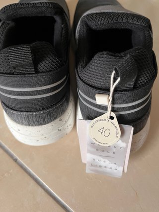 Zapatilla Zara Niños Negra y Gris