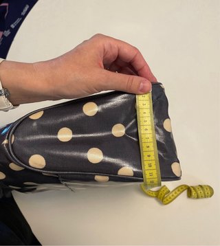 Bolso bandolera Cath Kidston azul marino y blanco