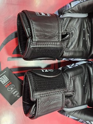 Guantes de Boxeo Twins Fancy Kabuki, Nuevos.