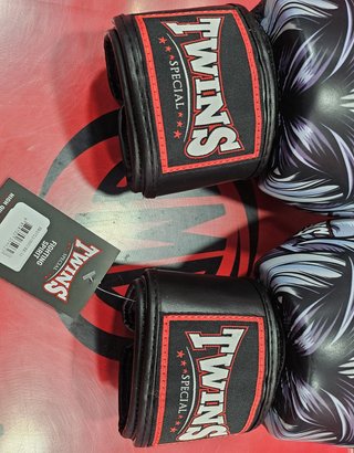Guantes de Boxeo Twins Fancy Kabuki, Nuevos.