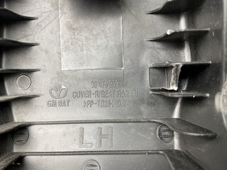 Moldura asiento Chevrolet Opel 96476959