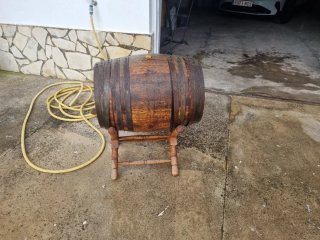 Tonel de roble para vino