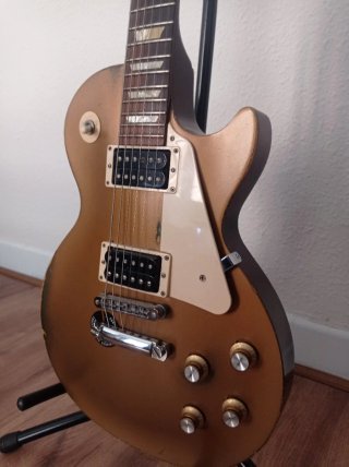 Gibson Les Paul 60s Tribute Deluxe Dorada