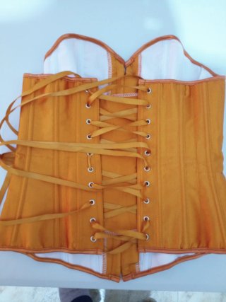 Corsé naranja