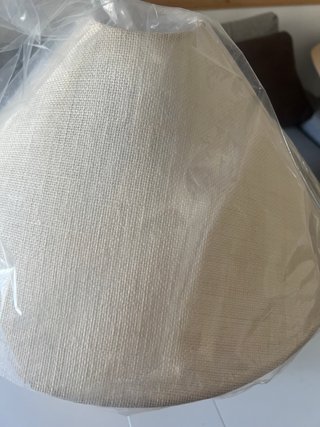 Lámpara cerámica diseño torneado amarilla