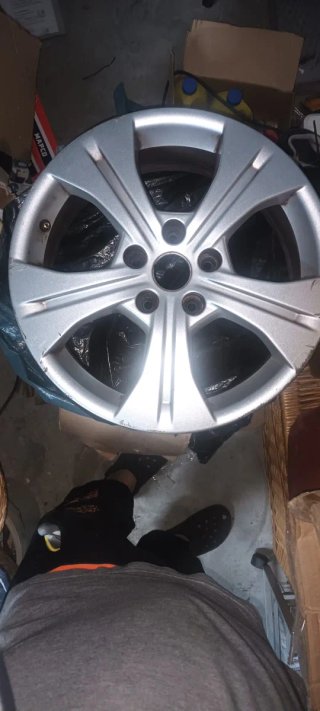 2 Llantas Renault 17 5x114.3