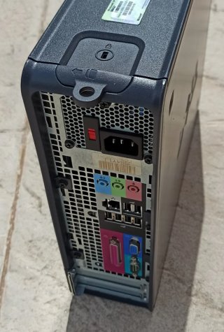 Ordenador PC completo averiado para piezas casi re