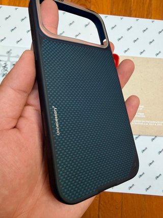 Funda newcloth iPhone 17 Pro Max