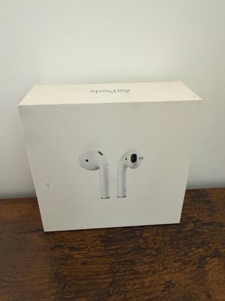 AirPods 2ª Gen con Estuche de Carga