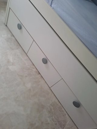 Cama nido blanca con cajones. En perfecto estado.